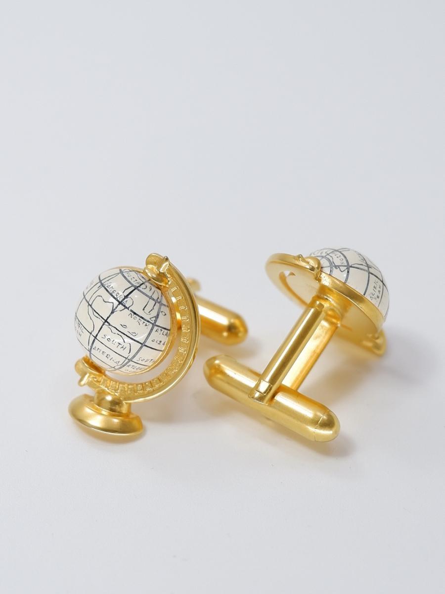 cuffbutA17b